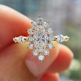 Wedding Rings Luxury Female Jewellery Big Zircon Flower Ring Promise Gold Colour For Women Charm Pinky White Stone Engagement