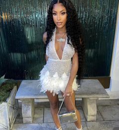 White Short Prom Dresses For Women 2023 Halter Feathers Party Gowns Fitted Women Birthday Dress Vestidos De Graduacion