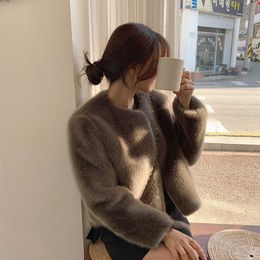 Women's Fur Faux Fur Winter Warm Fur Coat Short Cut Long Sleeves Sweet Girls Fur Overcoat HKD230727