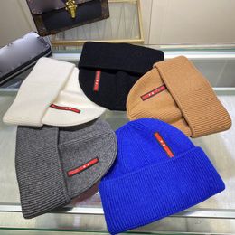 Women's Autumn and Winter Warmth Designer Beanie Men's Outdoor Vacation Travel Candy Colour Letter Printing 5 Colours bucket hat