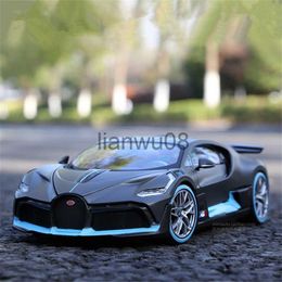 Diecast Model Cars 124 Bugatti DIVO Alloy Sports Car Model Diecasts Metal Toy Vehicles Car Model Simulation Sound Light Collection Childrens Gifts x0731