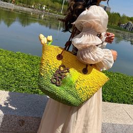 Trendy Women's Totes Stylish Straw Handbag Embroidered Logo Straw Basket Woven Beach Bag