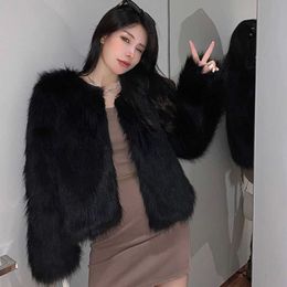 Women's Fur Faux Fur Winter Fashion Faux Fur Coat Women Korea Fashion Warm Solid Feather Coats Cardigan Short Outercoat Elegant Lady Party Outfits HKD230727