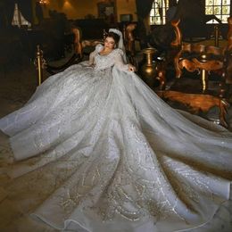 Dubai Plus Size Ball Gown Wedding Dress 2021 Long Sleeve Lace Sequined Luxury Bridal Gowns Crystal Beads Bride robes de mariee266Z