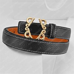 Luxury Womens Belt Gold Smooth Buckle Designer Belt Fashion Mens Belts Classic Geometric Leather Waistband Jeans Girdle Ceinture Cintura
