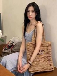 new Hot Ins Designer Brands Hollow Letters Raffia Straw Tote Fashion Paper Woven Women Shoulder Bags Summer Beach Handbag Luxury Bag