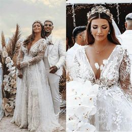 Bohemian Plus Size Wedding Dresses with Long Sleeve 2020 Sexy Deep V Nneck Lace Floral Bohemian Beach Bride Robes Gown vestidos280r