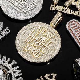 Pass Diamond Tester Custom Gold Plated Hip Hop Vvs Moissanite Ice Out Pendant for Men