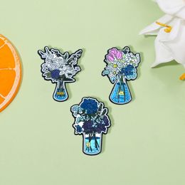 Brooches Pin for Women Men Funny Flower Plant Blue Color Badge and Pins for Dress Cloths Bags Decor Cute Enamel Metal Jewelry Gift for Friends Wholesale
