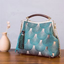 Evening Bags Vintage Designer Lock Shell Pure Handmade Bag Fringe Chain Women Shoulder Crossbody Chic Lady Women s Handbags Well 230729