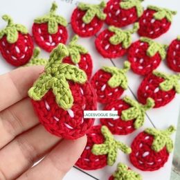 Dried Flowers 30PCSLot 5X3CM DIY Yarn Strawberry Cloth Paste Handmade Crochet Knitted Applique Patchwork Needlework Sewing Accessories 871 230729