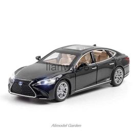 Diecast Model Cars 132 Toy Car LEXUS LS500H Metal Toy Alloy Car Diecasts Toy Vehicles Car Model Miniature Model Car Toys For BOY Christmas Gift x0731