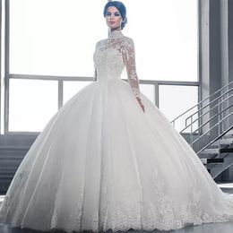 2019 Cheap Vintage Puffy Ball Gown Wedding Dresses Arabic High Neck Illusion Lace Applique Crystal Beaded Sweep Train Formal Brida251Y