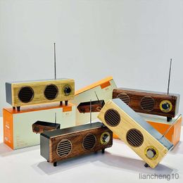 Portable Speakers Retro Wood Grain Bluetooth Portable Vintage FM Radio Wireless Handsfree Music Player Support Card Audio Line R230731