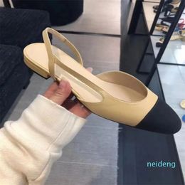 Designer -Summer Beach Sandals shoes Casual fashion shoes Belt buckle Thick heel Heels lady Flat Work Women Dress SHoes Large