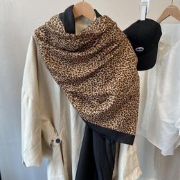 Scarves 2023 In Women Silk Scarf Cotton Linen Hijab Leopard Sunscreen Beach Shawl Wraps Designer Bufanda Female Foulard