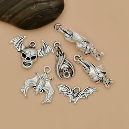 120Pcs ALlloy Bat Charms Halloween Charms Pendants DIY for Jewellery Making Crafting X-04