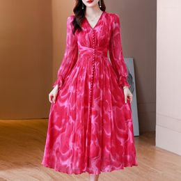 Casual Dresses High Quality Silk Long Sleeved Dress 2023 Summer Flower Print V-Neck French Folds Waist Slim Midi Beach Robe Q171