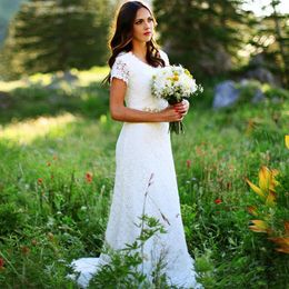 2019 Vintage Classic A Line Bridal Gowns with Short Sleeve Lace Wedding Dress Order Modest Western Country Style Wedding Gowns Plu244Y