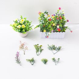 Decorative Flowers 10pcs Fresh Plant Accessories Creative Home Balcony Small Potted Green Simulation Plastic Leaf Material