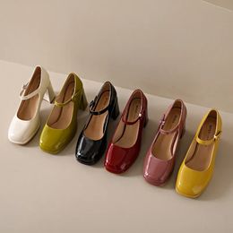 Dress Shoes red green yellow Thick Heels Mary Jane Shoes Women Buckle Strap Square Toe Pumps Woman Med Heele pu Leather Shoes Female 231101
