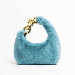 Hobo Totes Evening Bags Fashion Half Moon Pluffy Women Handbags Designer Bohos Plush Tote bags Luxury Faux Fur Lady Hand Bag Small Round Winter Purses 221123