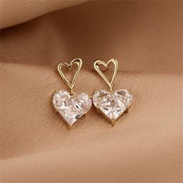 Stud Earrings Korean Style Shining Crystal Love Heart For Women Luxury Fashion Hollow Golden Peach Zircon JewelryStud