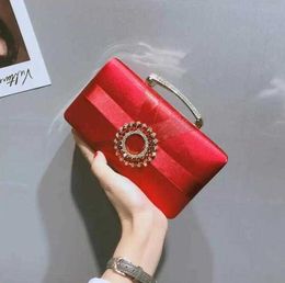 HBP Golden Diamond Clutch Evening Bags Chic Pearl Round Shoulder Bags For Women 2020 New Luxury Handbags Wedding Party Clutch Purse ooo005luxurybags886