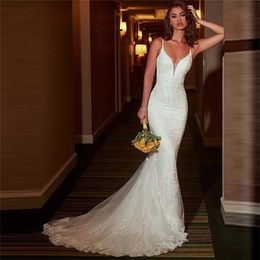 Sexy Spaghetti Strips Mermaid Wedding Dresses Lace Appliques Natural Waistline Custom Ladies Bridal Gowns Formal Backless Beach Robe De Mariage Fishtail