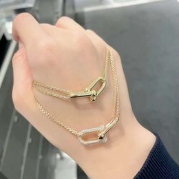 Fashion designer tiff ring top T High version V-gold T-family horseshoe buckle necklace for women 18k rose gold light luxury fashion U-shaped cross double collarbone