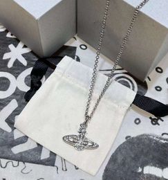 Fashion Brand Designer Pendant Necklaces Letter Viviene Chokers Luxury Women Jewellery Metal Pearl Necklace cjeweler Westwood For Woman Chain fdty56