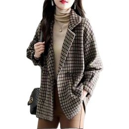 Women's Trench Coats Women Woollen Blazer Double Breasted Plaid Female Suit Jacket Fashion Korean Outerwear Loose Blaser Coat Vintage Houndstooth 231101