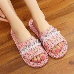 Slippers Korean Version Of Cloth Sole Home Furnishings Indoor Silent And Non Damaging Floor Soft Men Women's Couple