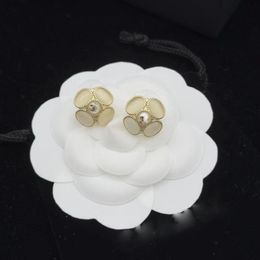 luxury clover flowers designer stud earrings womens girls beauty charm letters elegant sweet petal leaf earings earring ear rings jewelry