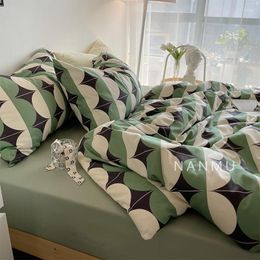 Bedding Sets Retro Simple Dark Green Cotton Four-Piece Set Nordic Style Three-Piece 1.8M Fitted Sheet