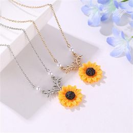 Pendant Necklaces Sunflower Necklace Gold Colour Chain Resin Cute Flower Pearl Collar For Women Girl Jewellery Gift