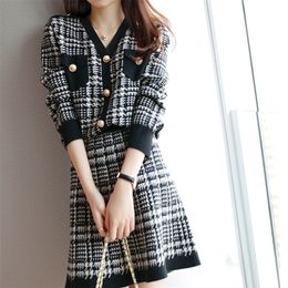 Two Piece Dres Fashion Knitted Sweater Skirt Set Houndstooth Casual Single breasted Pullover Knit Tops And A line Skirts Sets 231031