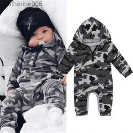 Jumpsuits 0-24M Baby Boy Hooded Boy Camouflage Romper Newborn Baby Camo Long Sleeve Romper Infant Jumpsuit Boys Outfit Warm Spring AutumnL231101