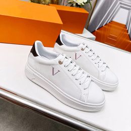 Designer Sneakers Oversized Casual Shoes White Black Leather Luxury Velvet Suede Womens Espadrilles Trainers women Flats Lace Up Platform 1978 026