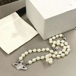 Anhänger Halsketten Designer Brief Vivian Colliers Luxus Frauen Modeschmuck Metall Perlenkette cjeweler Westwood 6223ESS