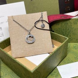 Designer Pendant Necklaces Letter Double G Logo Chains Necklaces Luxury Women Fashion Jewellery Metal GGity Crystal Pearl Necklace Gift FREsdd