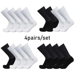 Sports Socks 4pairs/set Aero Pure Colour Cycling Sports Socks Silicone Non-slip Pro Racing Bicycle Socks Summer Cool Calcetines Ciclismo 231101