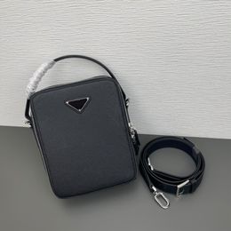 2070 Tasarımcı Mini Çanta Deri Çıkarılabilir Kayış Kayışları Omuz Crossbody Çanta Cüzdan Tote Çantalar Sırt Çantası