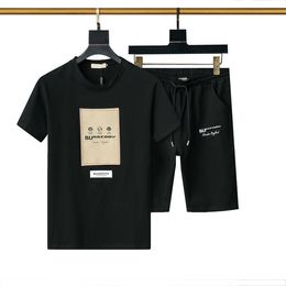 Conjunto de impressão de cartas de designer de moda 2023 verão novo macacão de trackshirt shorts de praia conjuntos de camisetas casuais casuais