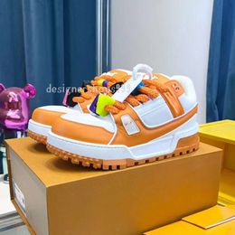 2023 New Bread Skate shoe Luxury Designer White Orange Colour Contrast Couple Shoes Outdoor Casual Mens Shoes Sports Womens Shoes Sies 35-46