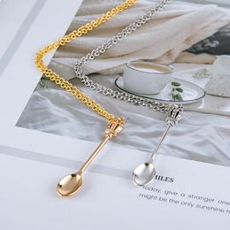 Pendant Necklaces Light Luxury Creative Crown Spoon Shape Wedding Charm Women Necklace Party Gifts For Her