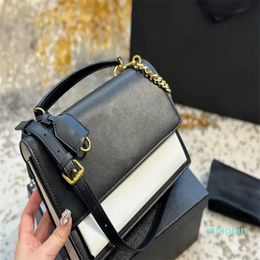 2023-New 5A Designer Women Handbags Shoulder Bags Tote Bag Calfskin Classic Diagonal Stripes Quilted Chains Double Flap Medium