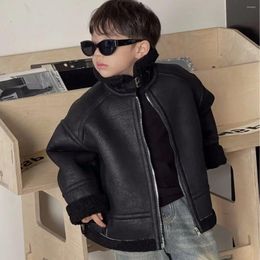 Jackets Children Winter Clothing 2023 Fashionable Korean Style Boys Black Lamb Wool Leather Jacket Casual Simple Warm Kids Coat