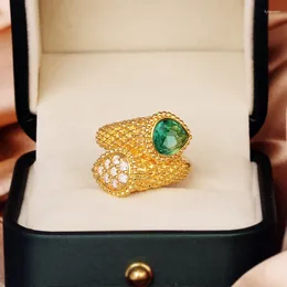 Cluster Rings Luxurious 18-karat Gold Ring For Women Stylish Inlaid Water Drop Shape Green Zircon Exquisite Women's Jewellery Men's