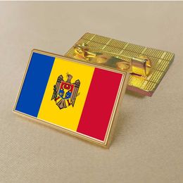 Party Flag of Moldova Pin 2.5*1.5cm Zinc Die-cast Pvc Colour Coated Gold Rectangular Medallion Badge Without Added Resin